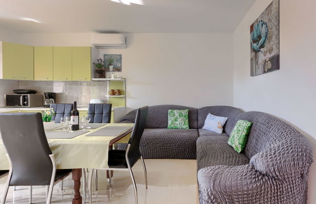 Casa de 6 quartos em Sveta Nedelja com piscina privada e jardim - Foto 9
