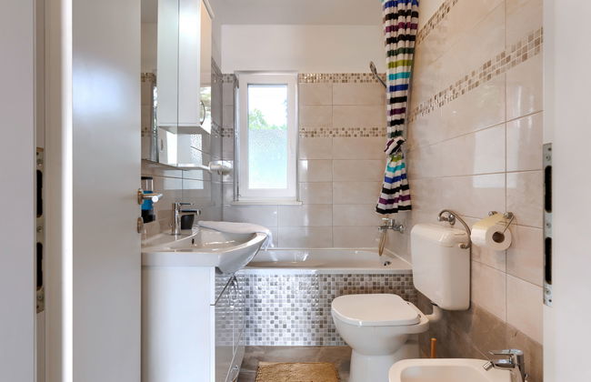 Casa de 6 quartos em Sveta Nedelja com piscina privada e jardim - Foto 29