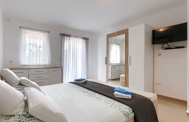 Casa de 6 quartos em Sveta Nedelja com piscina privada e jardim - Foto 32