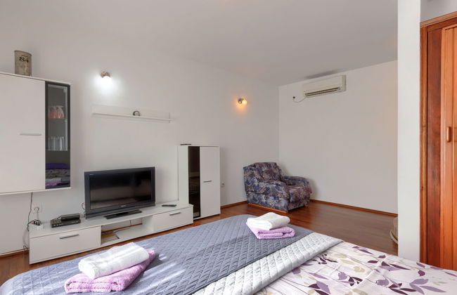 Casa de 6 quartos em Sveta Nedelja com piscina privada e jardim - Foto 54