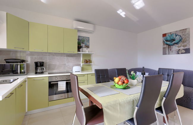 Casa de 6 quartos em Sveta Nedelja com piscina privada e jardim - Foto 11