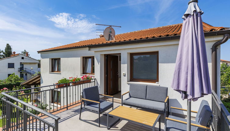 Foto 1 - Appartamento con 1 camera da letto a Novigrad con giardino e terrazza