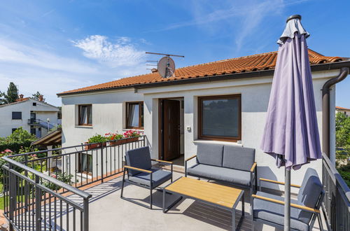 Foto 1 - Appartamento con 1 camera da letto a Novigrad con giardino e terrazza