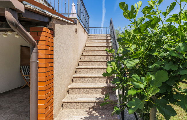 Apartamento de 2 quartos em Novigrad com jardim e terraço - Foto 12
