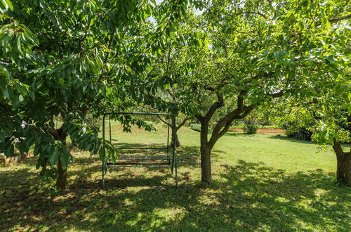 Foto 13 - Appartamento con 1 camera da letto a Novigrad con giardino e terrazza
