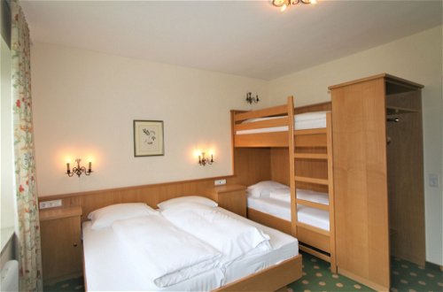 Foto 20 - Appartamento con 3 camere da letto a Mayrhofen con giardino e vista sulle montagne