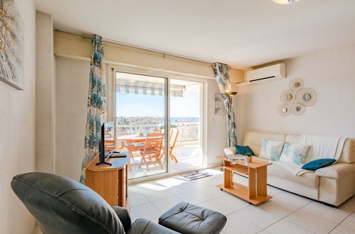 Foto 7 - Apartamento de 2 quartos em Fréjus com terraço