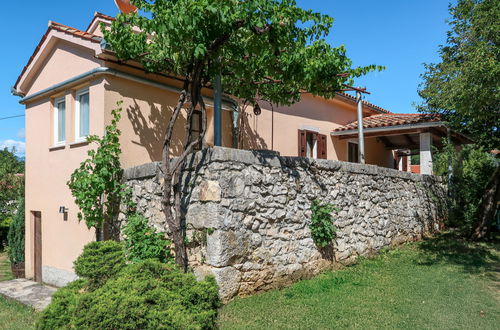 Photo 4 - Maison de 4 chambres à Kršan avec piscine privée et jardin