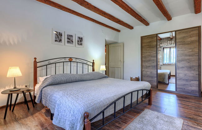 Casa de 5 quartos em Kršan com piscina privada e jardim - Foto 40