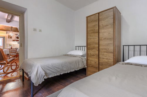 Foto 44 - Haus mit 4 Schlafzimmern in Kršan mit privater pool und garten