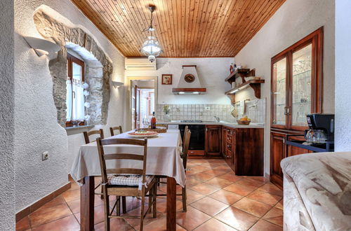 Foto 8 - Haus mit 4 Schlafzimmern in Kršan mit privater pool und garten