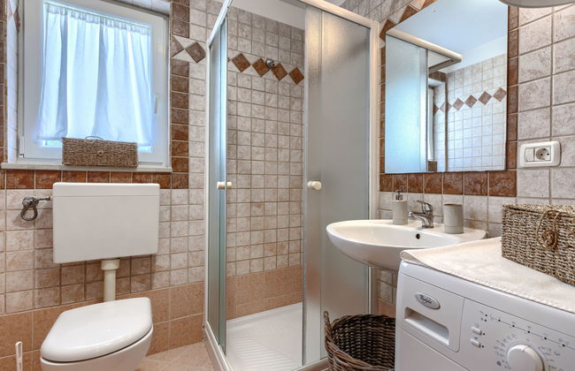 Casa de 5 quartos em Kršan com piscina privada e jardim - Foto 48