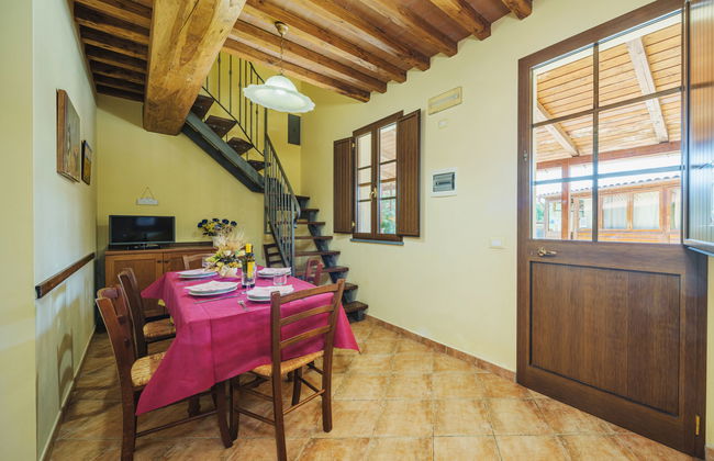 2 bedroom Apartment in Castelfranco di Sotto with swimming pool and garden - Photo 7