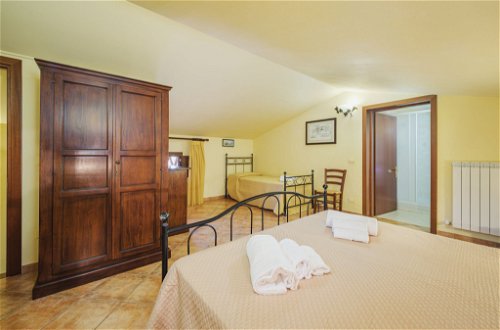 Foto 17 - Appartamento con 2 camere da letto a Castelfranco di Sotto con piscina e giardino
