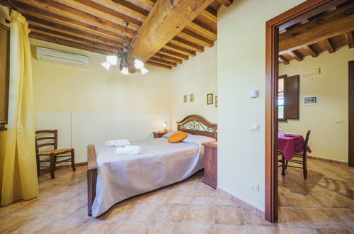 Photo 22 - 2 bedroom Apartment in Castelfranco di Sotto with swimming pool and garden