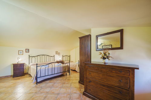 Photo 16 - 2 bedroom Apartment in Castelfranco di Sotto with swimming pool and garden