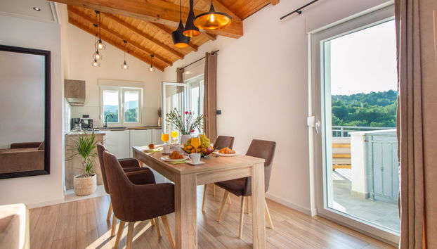 Maison de 4 chambres à Bilice avec piscine privée et jardin - Photo 3