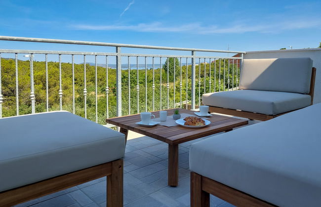 Casa de 4 quartos em Bilice com piscina privada e jardim - Foto 16