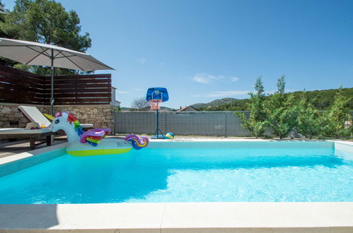 Photo 9 - 2 bedroom House in Bilice with private pool and sea view