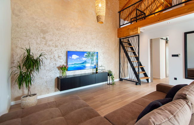 Casa de 4 quartos em Bilice com piscina privada e jardim - Foto 2