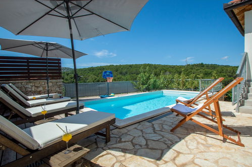 Photo 8 - Maison de 2 chambres à Bilice avec piscine privée et jardin