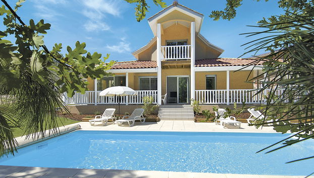 Casa de 4 quartos em Lacanau com piscina privada e terraço - Foto 2