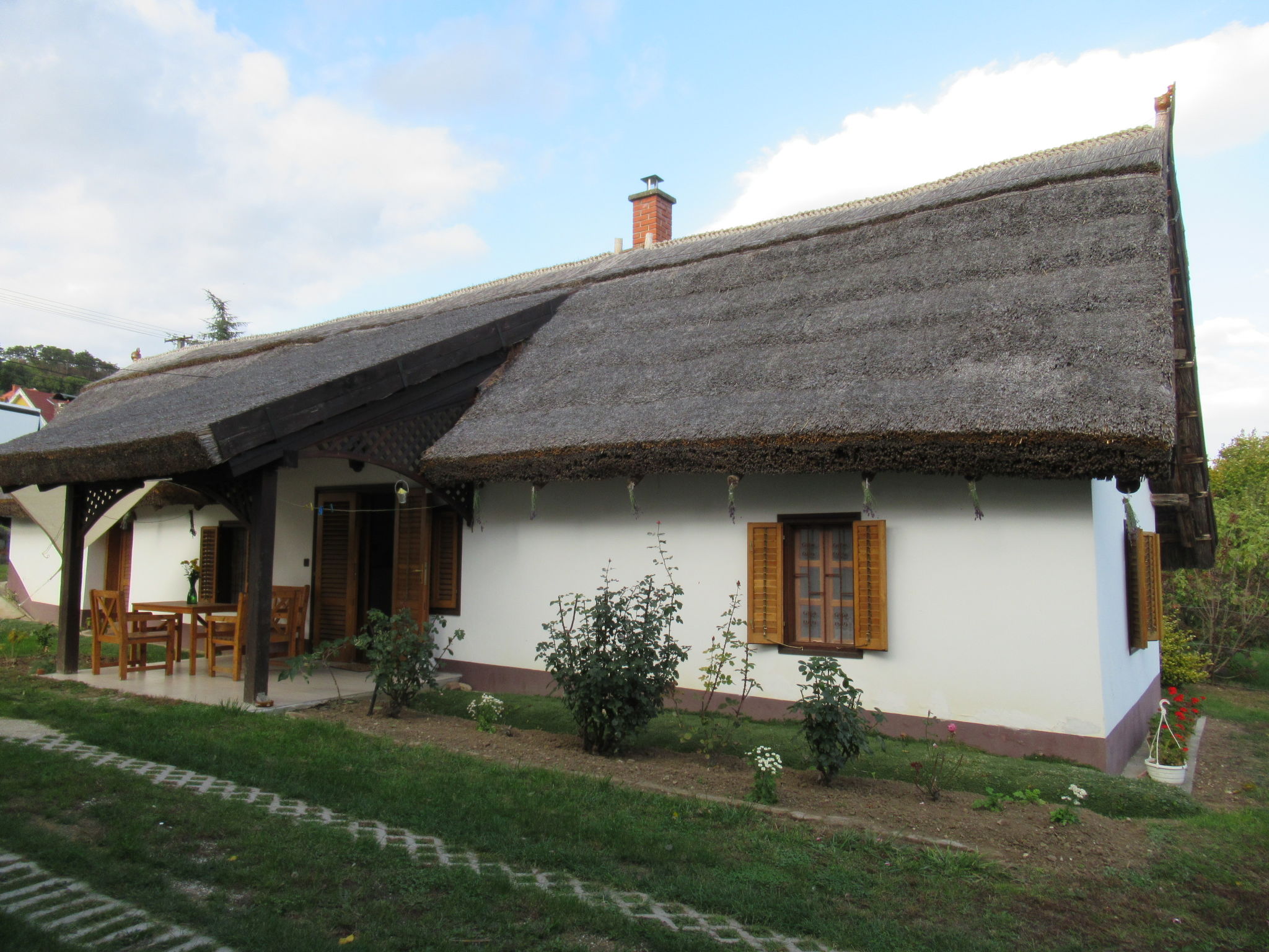 Foto 18 - Casa de 2 habitaciones en Balatongyörök con jardín y terraza