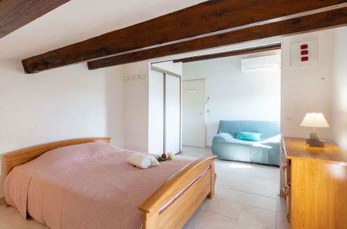 Photo 12 - Appartement de 2 chambres à Fréjus avec piscine et vues à la mer