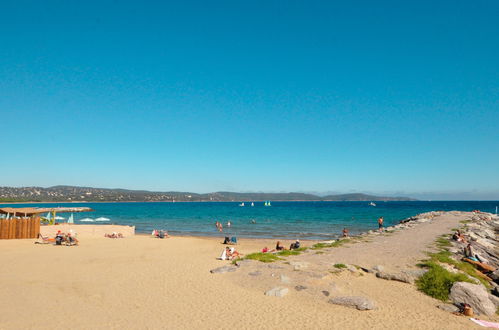 Photo 19 - Apartment in Cavalaire-sur-Mer with terrace