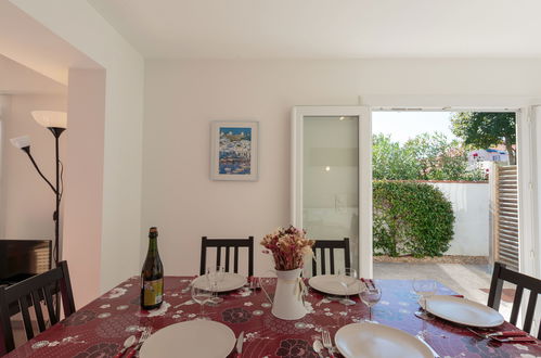 Photo 11 - 1 bedroom Apartment in Saint-Palais-sur-Mer with garden and terrace