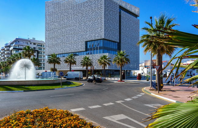 Casa de 4 quartos em Estepona com piscina e jardim - Foto 40