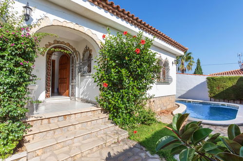 Photo 17 - Maison de 3 chambres à Mont-roig del Camp avec piscine privée et vues à la mer