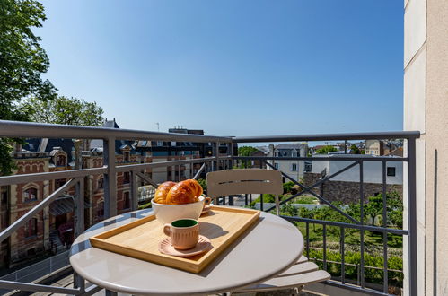 Photo 15 - 2 bedroom Apartment in Trouville-sur-Mer with sea view