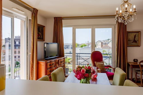 Photo 9 - 2 bedroom Apartment in Trouville-sur-Mer with sea view