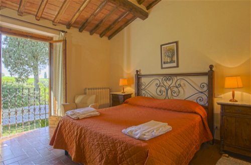 Photo 14 - 4 bedroom House in Barberino Tavarnelle with swimming pool and garden