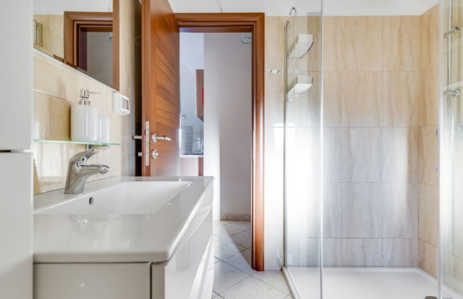 Casa de 11 quartos em Jasenice com piscina privada e terraço - Foto 38