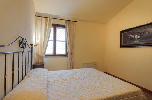 Foto 10 - Appartamento con 1 camera da letto a Desenzano del Garda con piscina e vista sulle montagne