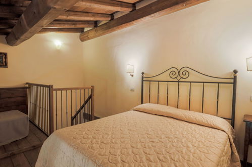 Foto 9 - Appartamento con 1 camera da letto a Desenzano del Garda con piscina e vista sulle montagne