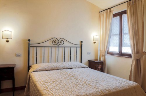 Foto 5 - Appartamento con 1 camera da letto a Desenzano del Garda con piscina e vista sulle montagne