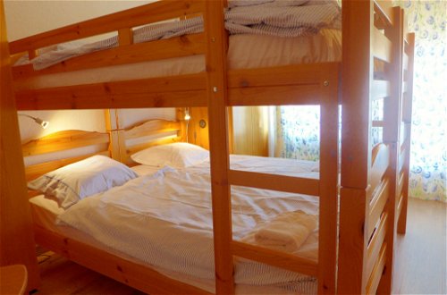 Foto 12 - Apartment mit 2 Schlafzimmern in Crans-Montana mit blick auf die berge