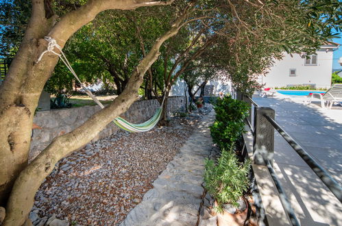 Photo 32 - Maison de 3 chambres à Novi Vinodolski avec piscine privée et terrasse