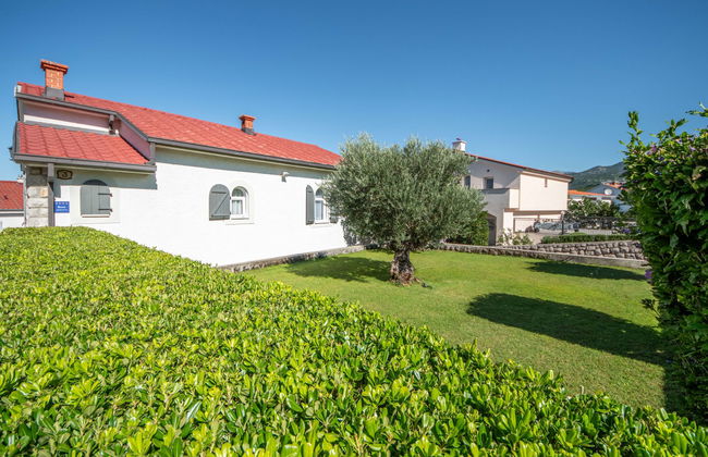 Casa de 6 quartos em Novi Vinodolski com piscina privada e jardim - Foto 50
