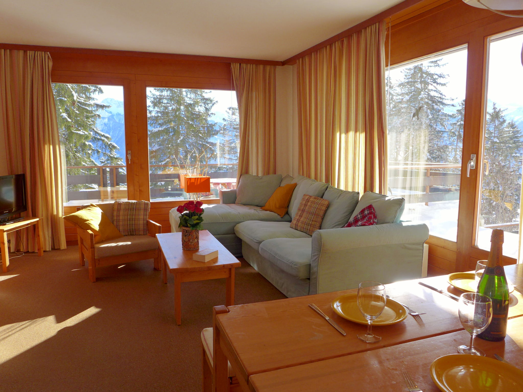 Foto 1 - Apartamento de 2 quartos em Crans-Montana