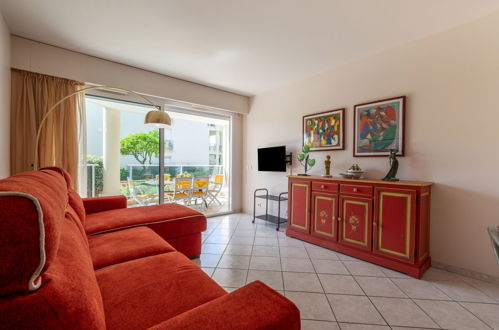 Foto 9 - Apartamento de 2 quartos em Antibes com piscina e jardim