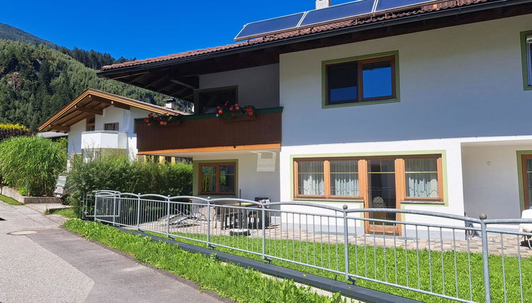 Photo 1 - 1 bedroom Apartment in Aschau im Zillertal with garden and terrace