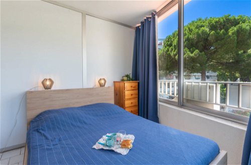 Foto 4 - Apartamento de 1 habitación en La Grande-Motte con piscina y vistas al mar