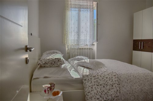Photo 30 - Maison de 3 chambres à Kršan avec piscine privée et vues à la mer