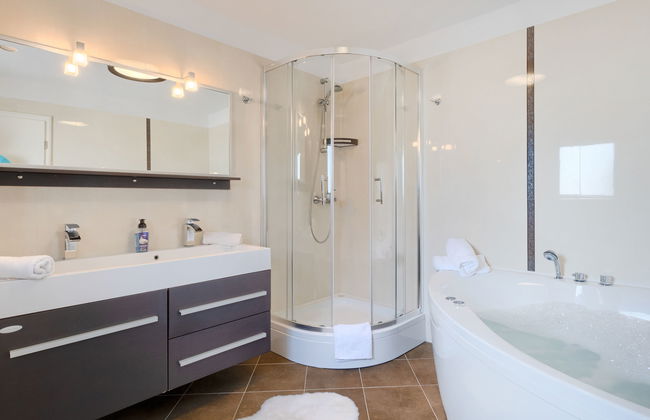 Casa de 4 quartos em Kršan com piscina privada e jardim - Foto 45
