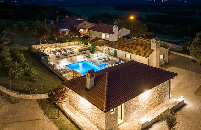 Casa de 4 quartos em Kršan com piscina privada e jardim - Foto 57
