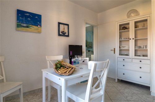 Foto 6 - Apartamento de 1 quarto em Golfo Aranci com jardim e vistas do mar